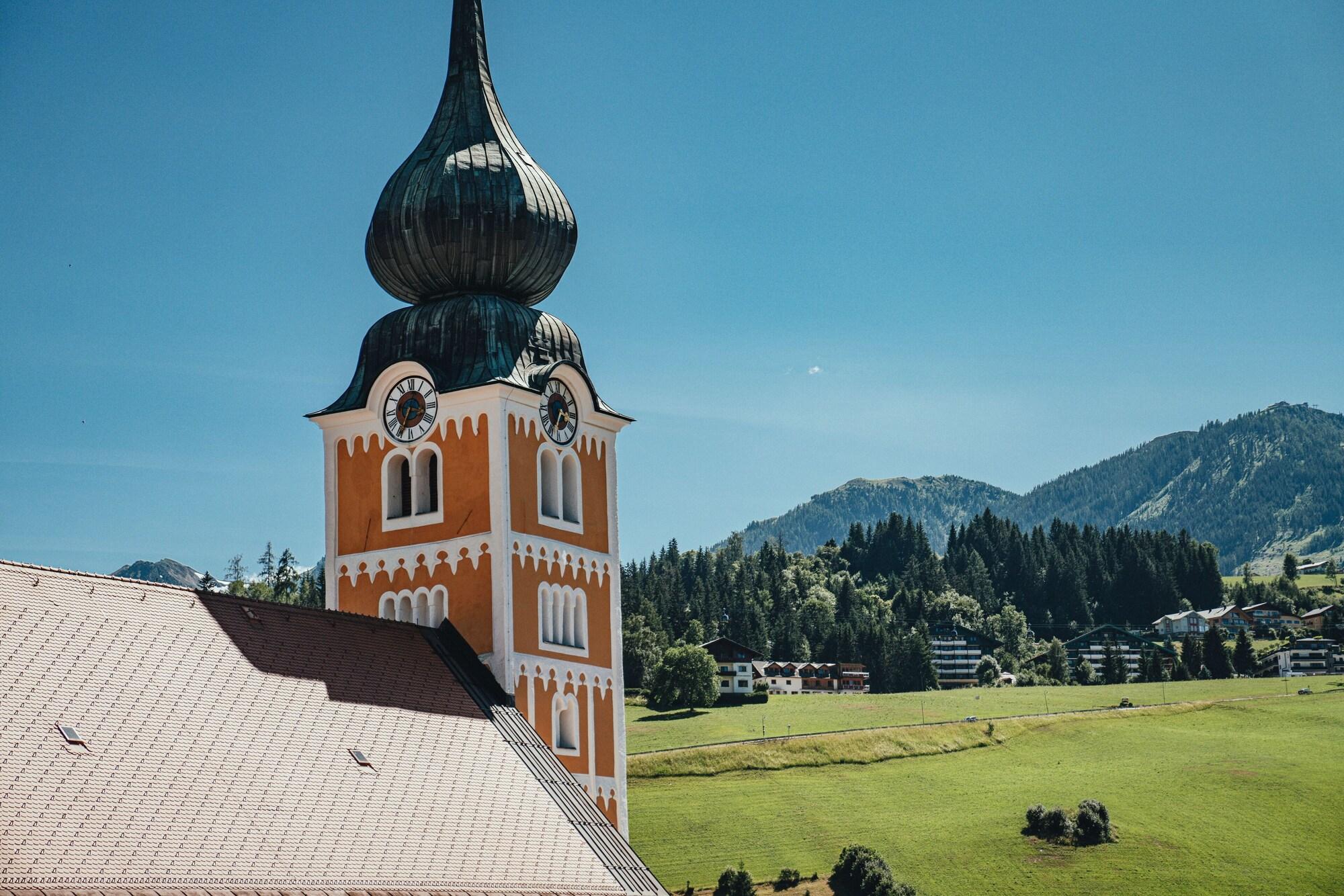 Stadtvilla Schladming Boutiquehotel Екстер'єр фото
