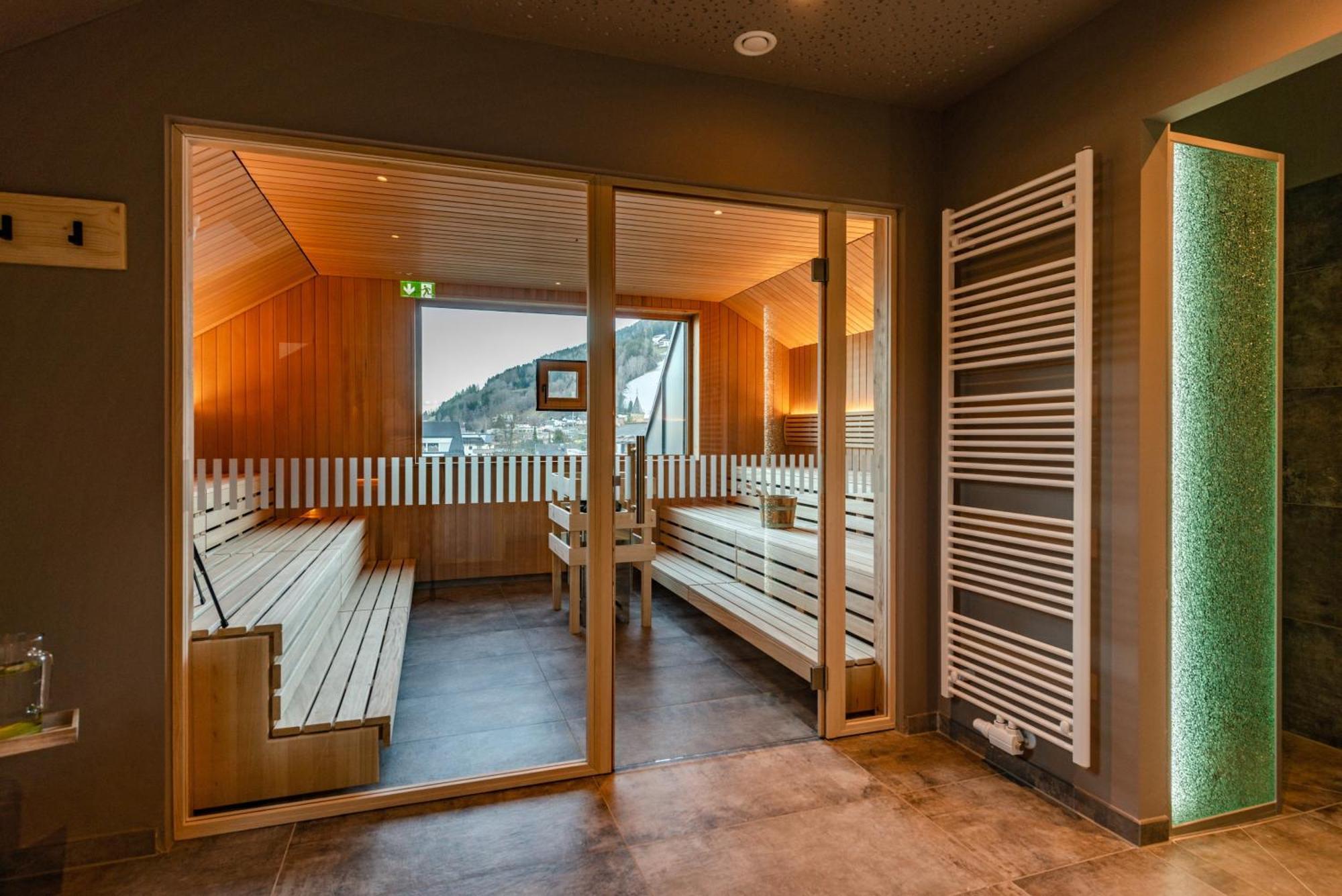 Stadtvilla Schladming Boutiquehotel Екстер'єр фото
